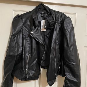Puff sleeve leather jacket!